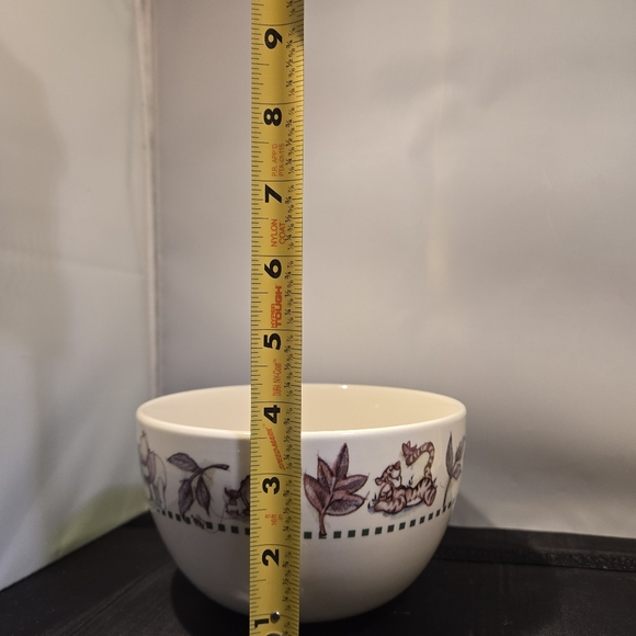 Winnie the Pooh Bowl, Leaf and Animal Rim design Collectible Stoneware - Picture 13 of 13